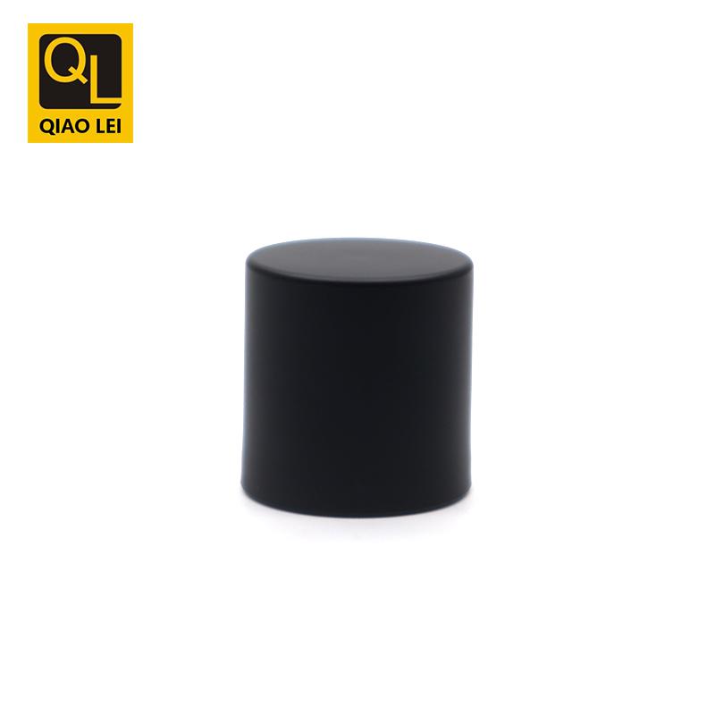 25 tube diameter, black hose, black straight edge cap